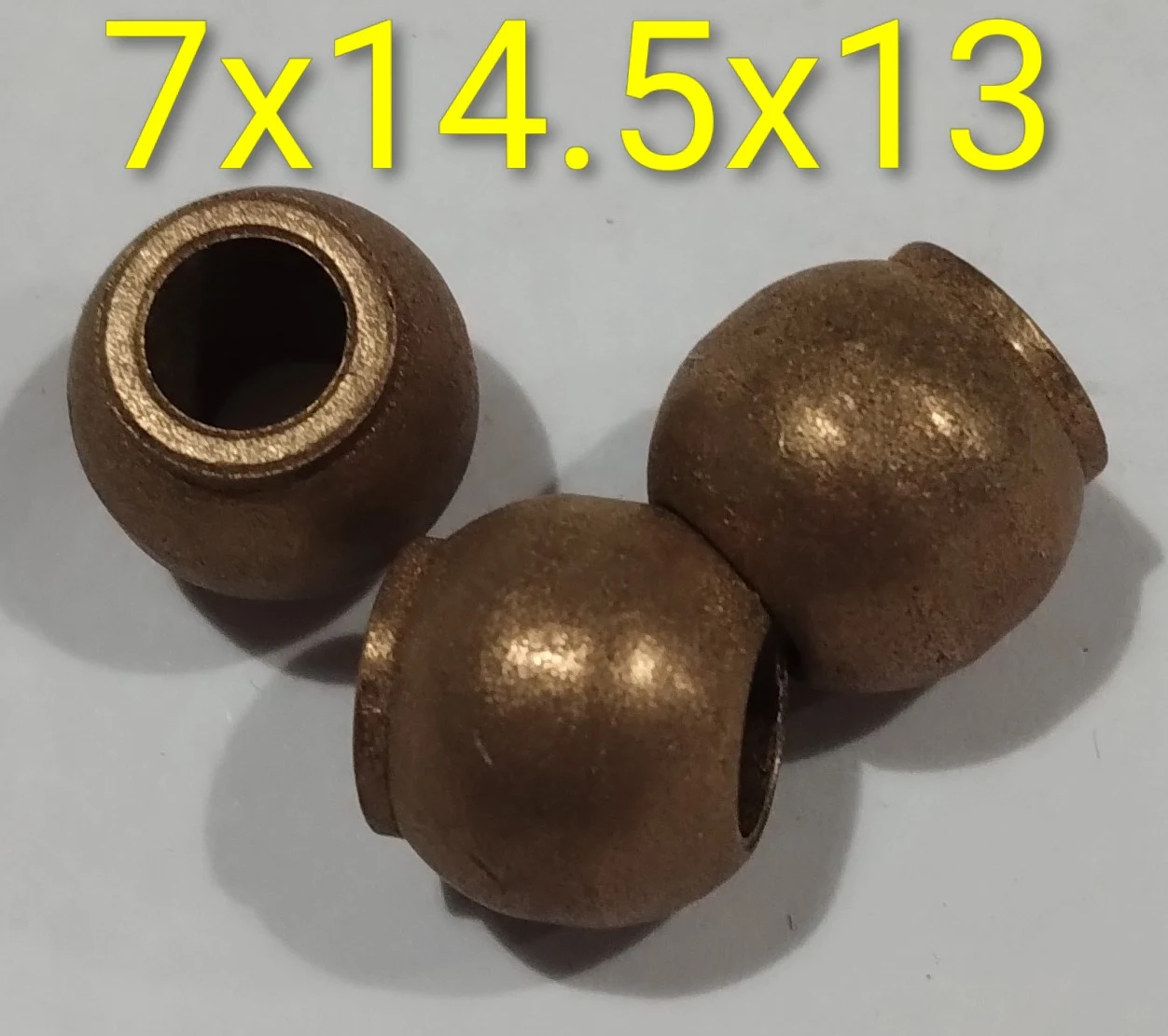 Buje esférico con cuello 7x14.5x13