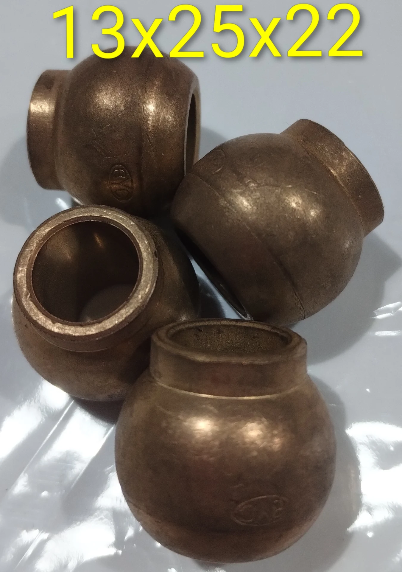 Buje esférico con cuello 13x25x22