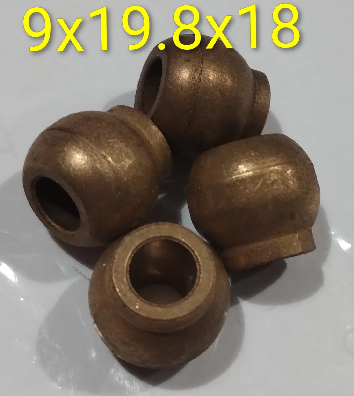 Buje esférico con cuello 9x19.8x18