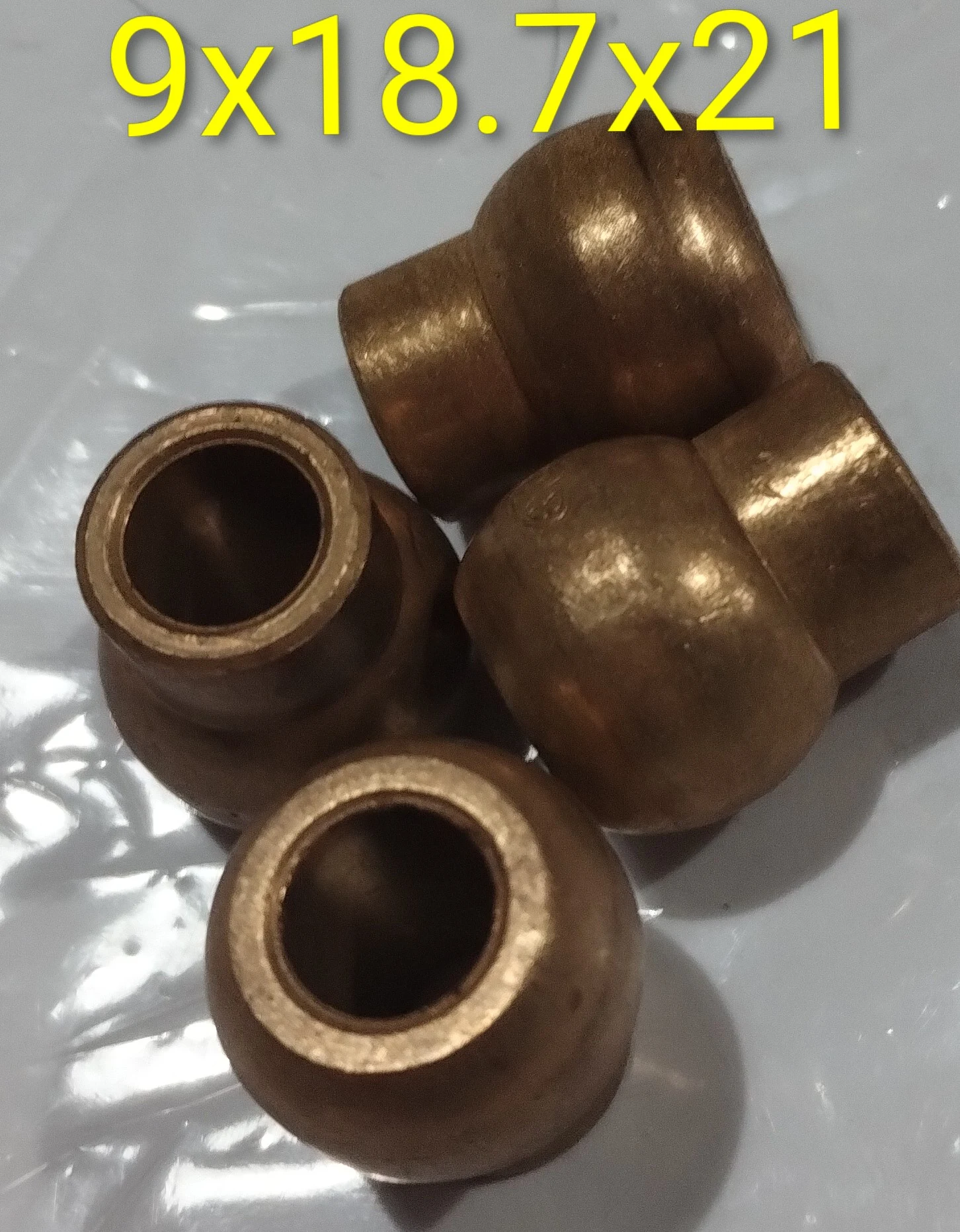 Buje esférico con cuello 9x18.7x21