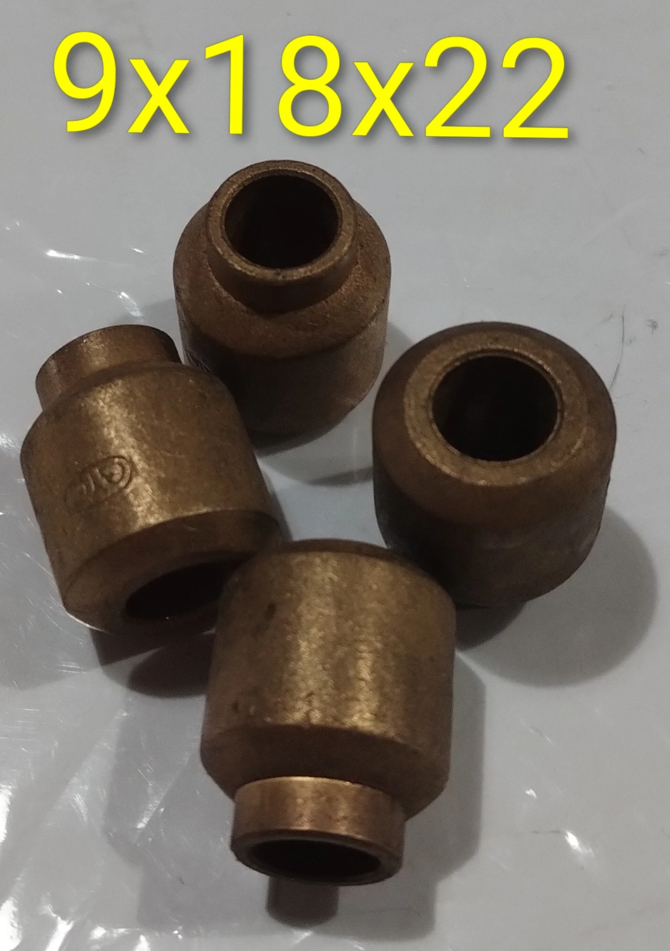 Buje esférico con cuello 9x18x22