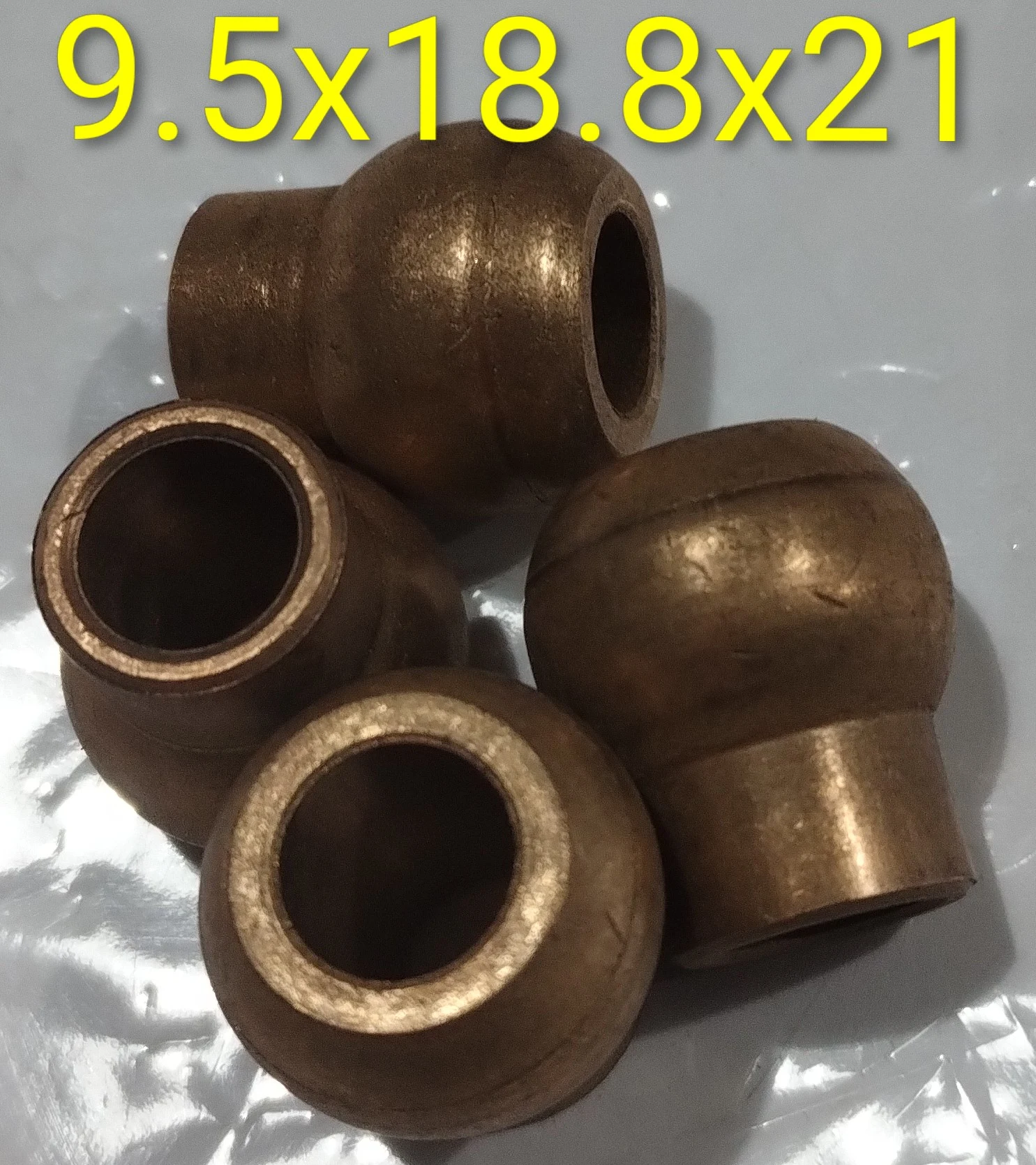 Buje esférico con cuello 9.5x18.8x21