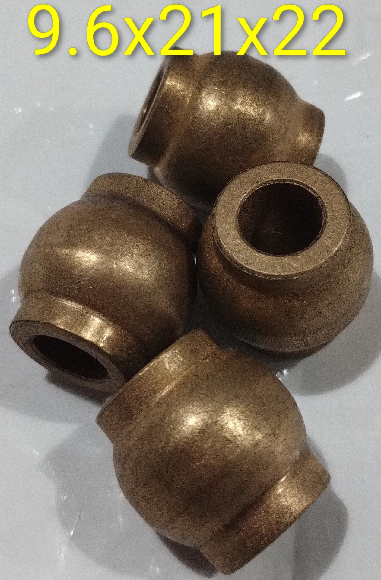 Buje esférico con cuello9.6x21x22