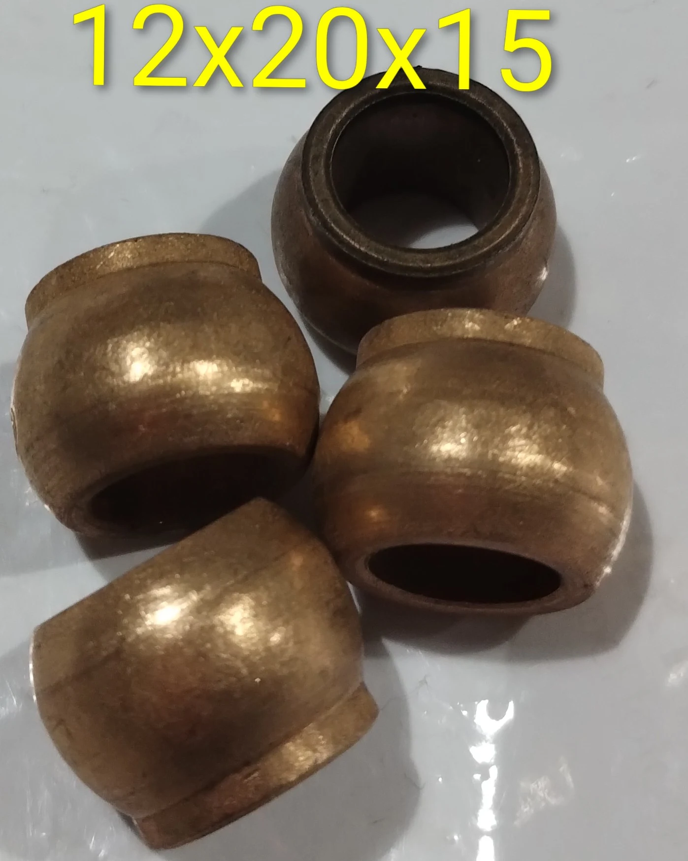 Buje esférico con cuello 12x20x15
