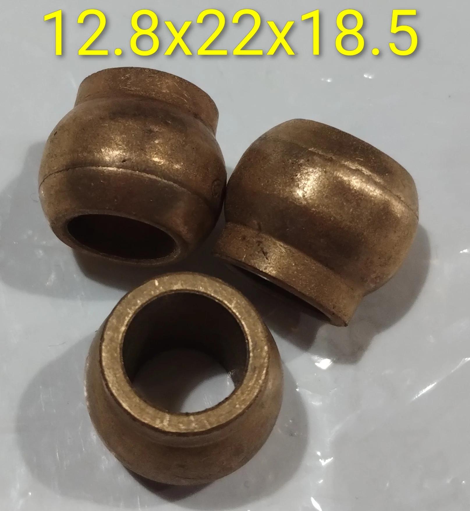 Buje esférico con cuello 12.8x22x18.5