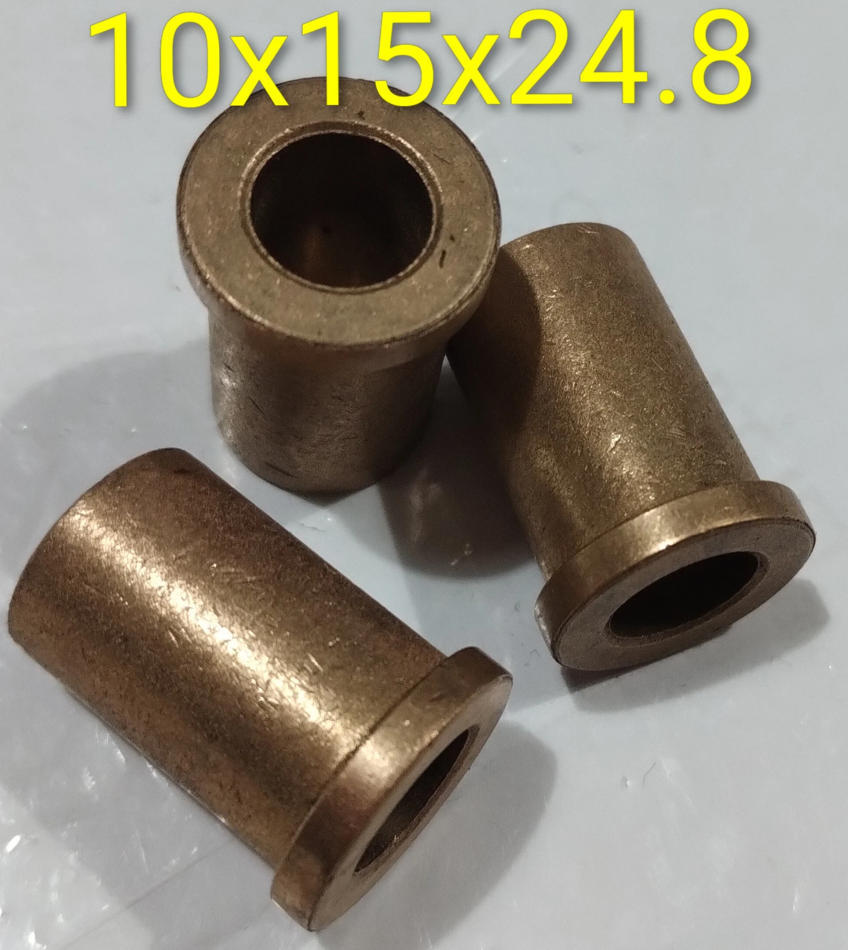 Buje cilíndrico con tope 10x15x24.8