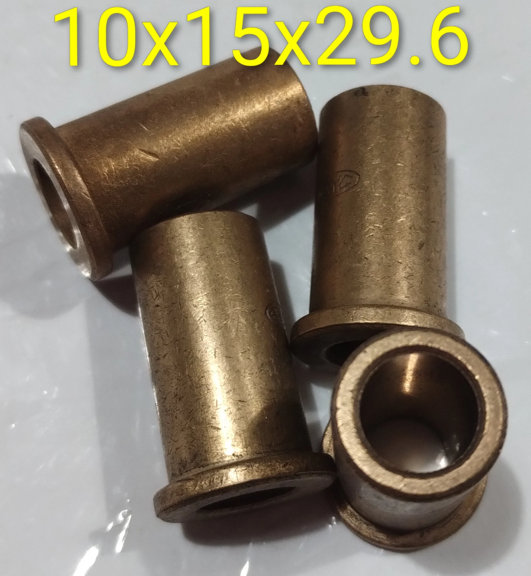 Buje cilíndrico con tope 10x15x29.6