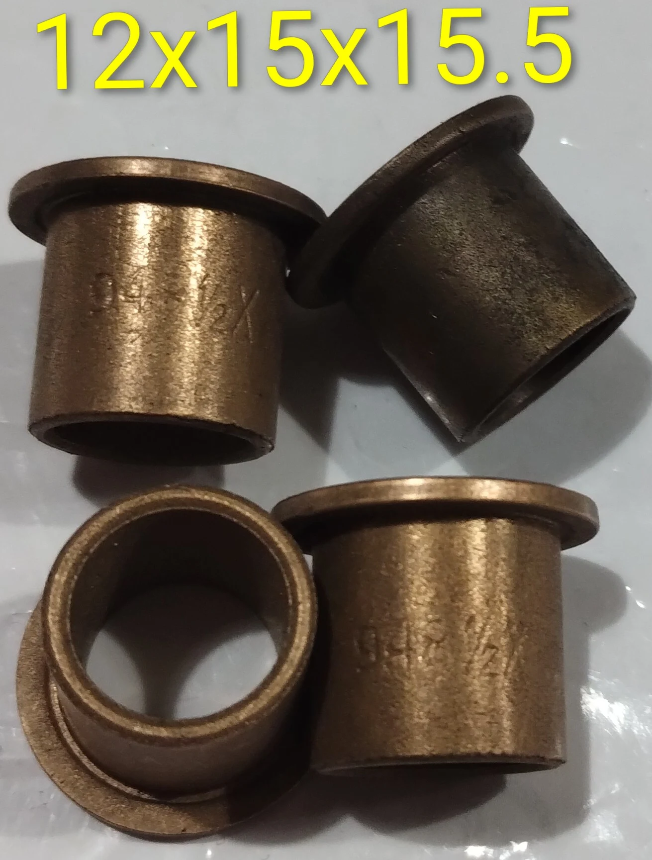 Buje cilíndrico con tope 12x15x15.5